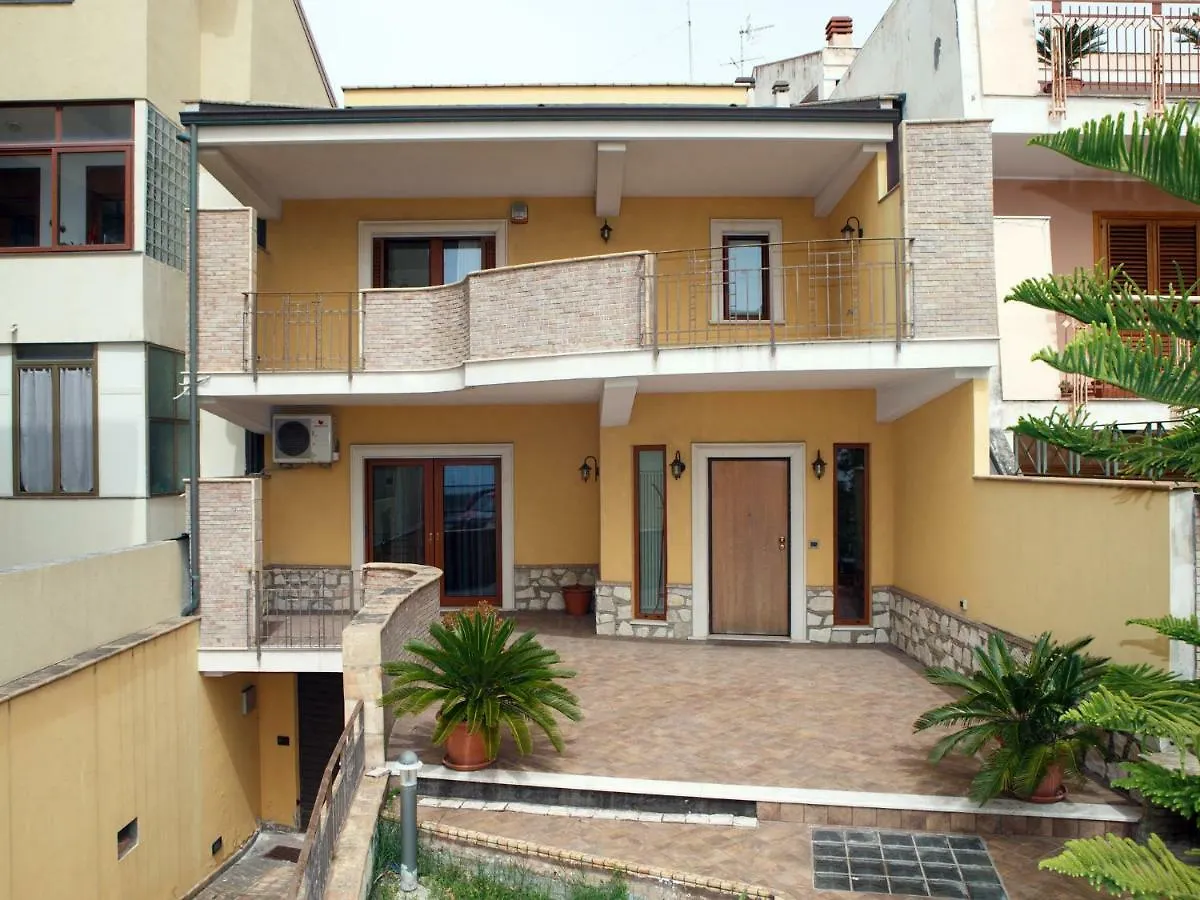 Villa Anna Santa Teresa Di Riva Holiday home