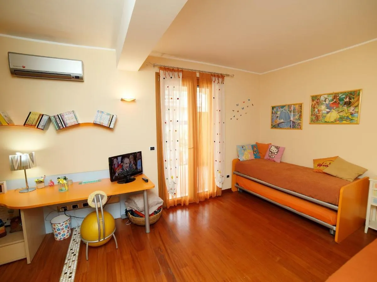 Villa Anna Santa Teresa Di Riva Holiday home